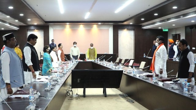 Cabinet pays tribute to victims of Sidhi and Niwari accidents
