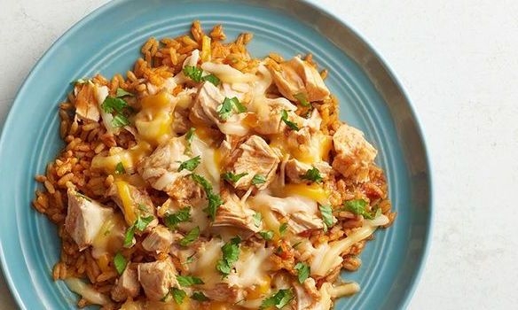 Slow-Cooker Cheesy Salsa Chicken 