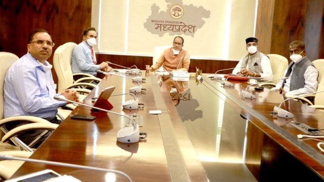 If Corona cases continue to rise, night curfew may be imposed in Bhopal and Indore -CM Chouhan