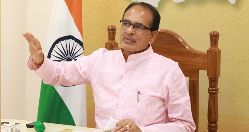 Facing Covid crisis possible only with the cooperation of government and society – CM Chouhan