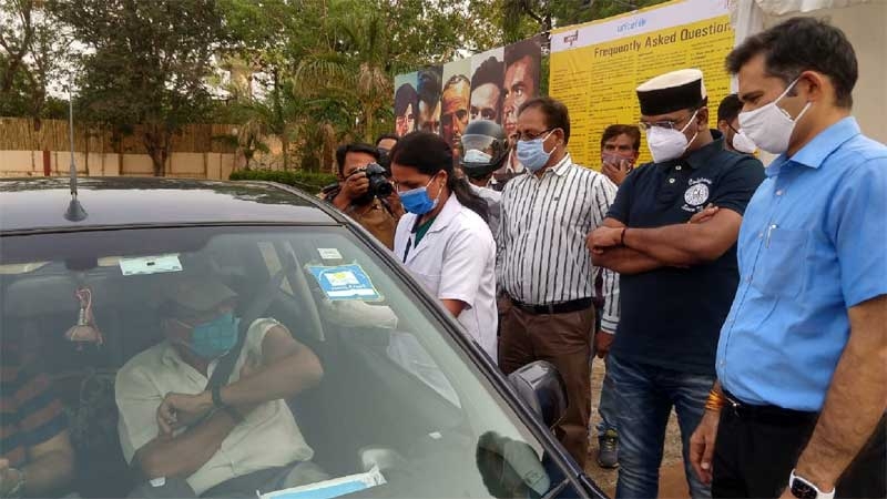 Innovation: ‘Drive in vaccination’ starts in Bhopal