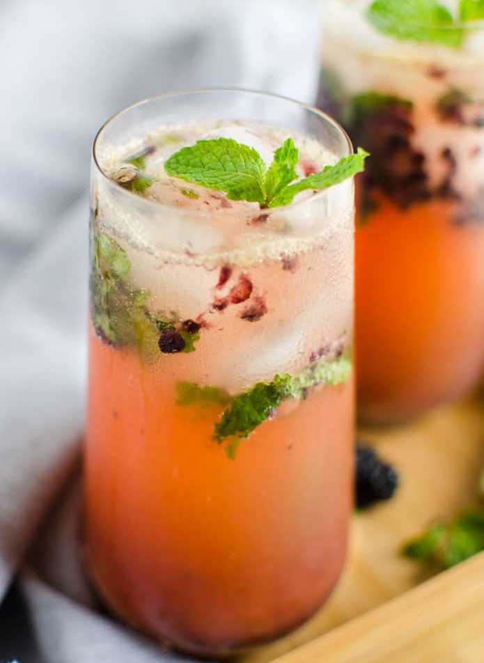 Non Alcoholic Blackberry Mojito