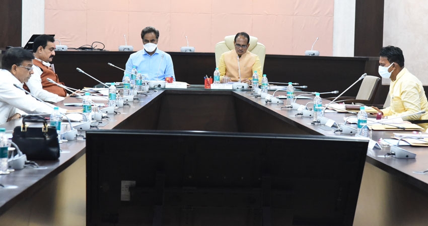 Start priority works soon: CM Chouhan