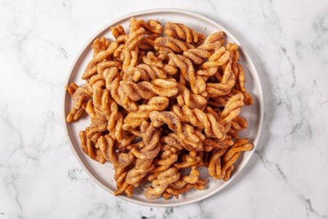 Copycat Taco Bell Cinnamon Twists