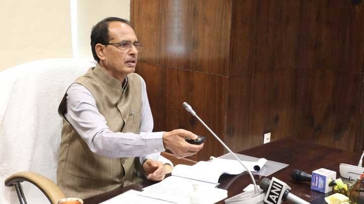 CM Chouhan transfers Rs.16.40 lakh into the accounts of 328 child beneficiaries