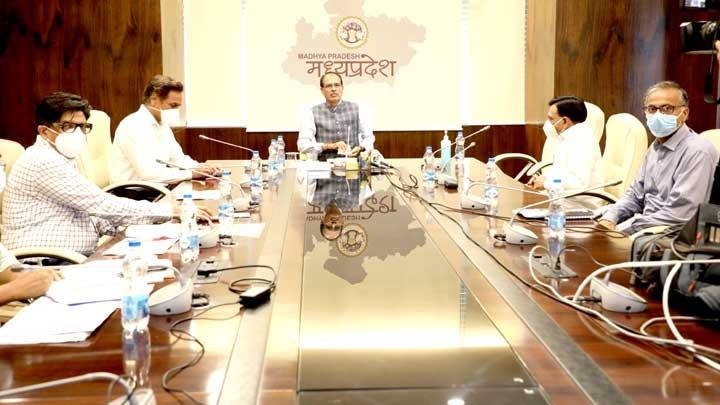 Demolished infrastructure to be re-built in flood-hit districts, task force will be formed