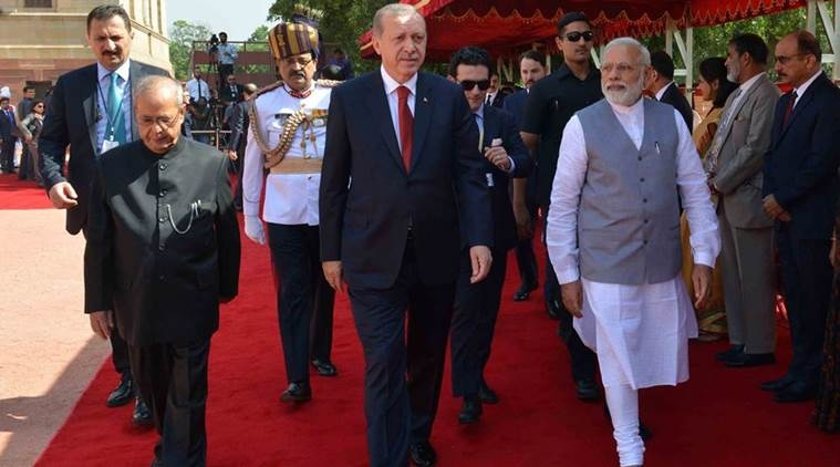 Modi invites Turkey to participate in Indian economy 