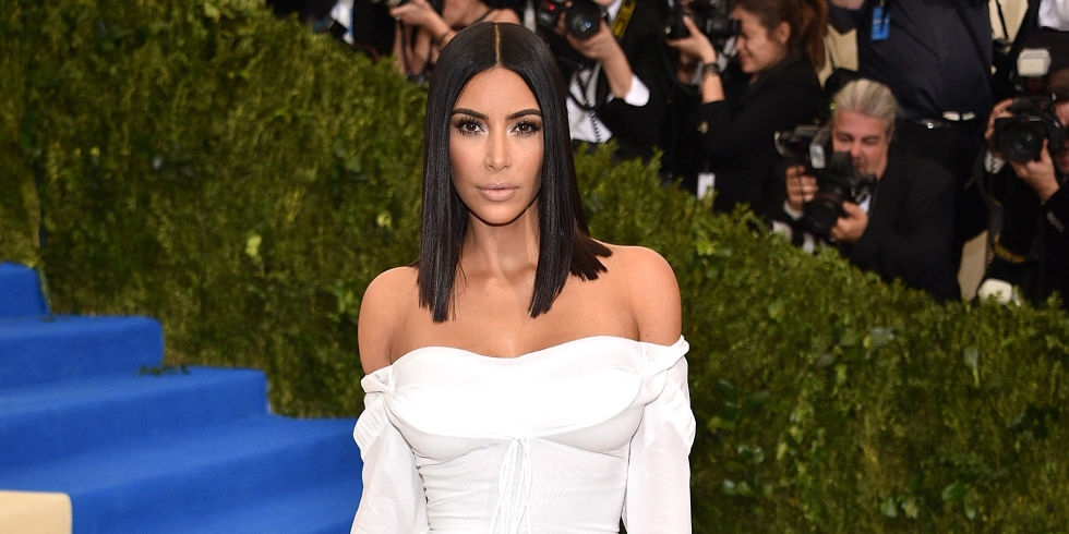 Kim Kardashian Made Solo appearance at met gala 2017 why?