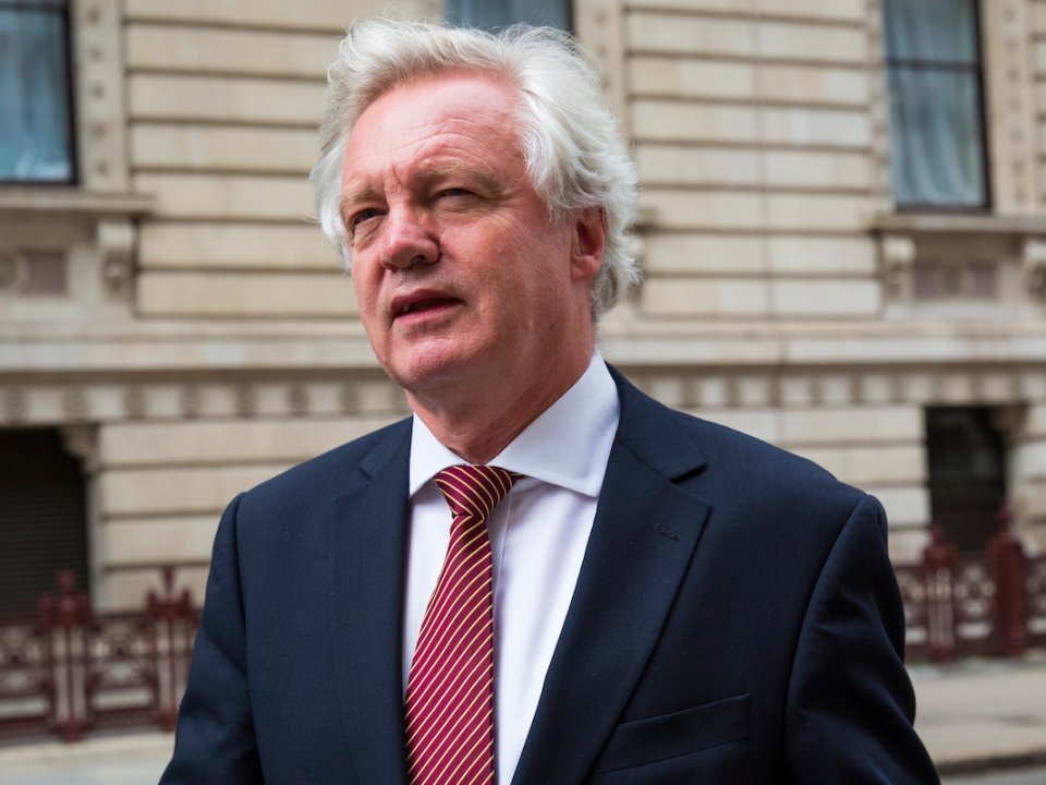  Britain, EU at odds over 100 billion euro Brexit bill 