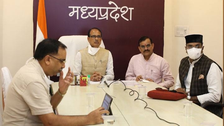 Corona Vaccination Maha Abhiyan has to be made a people’s campaign – CM Chouhan