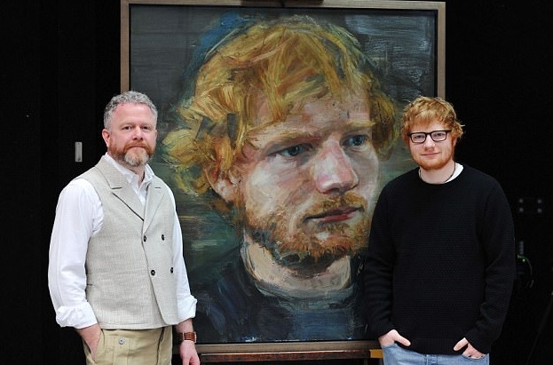  Ed Sheeran draws own portrait for charity 