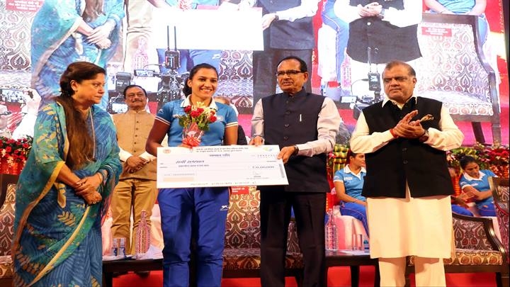 World class hockey stadium will be built in the state: CM Chouhan