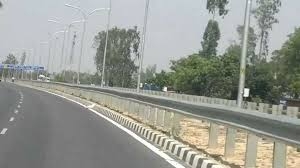  10 killed in UP road accident 