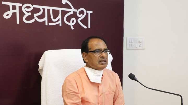 Farmers should get fertiliser easily, distribution should also be systematic: Chief Minister Chouhan