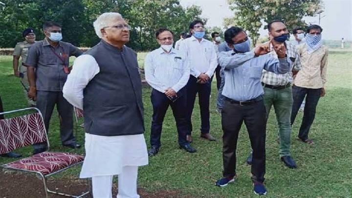 Governor Patel visits Buddhist Stupa and Forest Eco Park at Satdhara