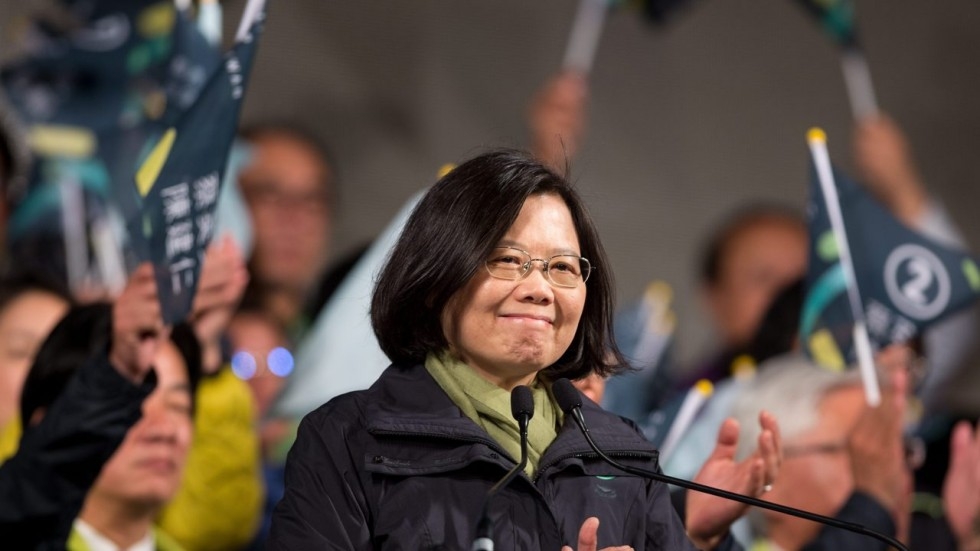  Taiwan President denies plan to compete with China 