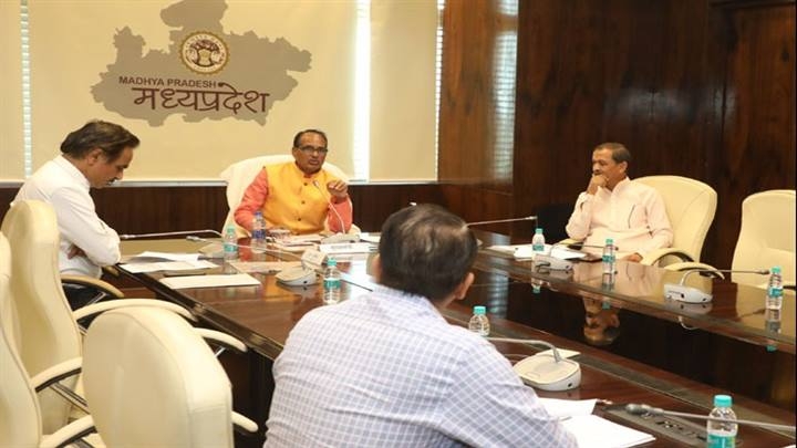 There should be no delay in allotment of land to industries: Chief Minister Chouhan