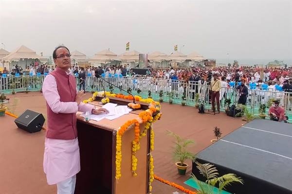  Hanuwantia is as beautiful as Sentosa Island of Singapore: Chief Minister Chouhan