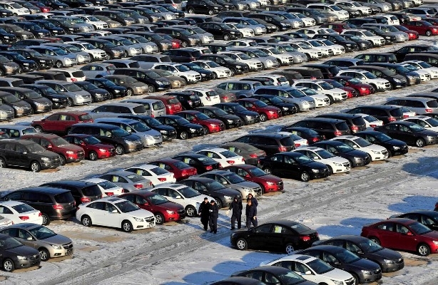  April passenger cars sales surge 17%: SIAM (Lead) 