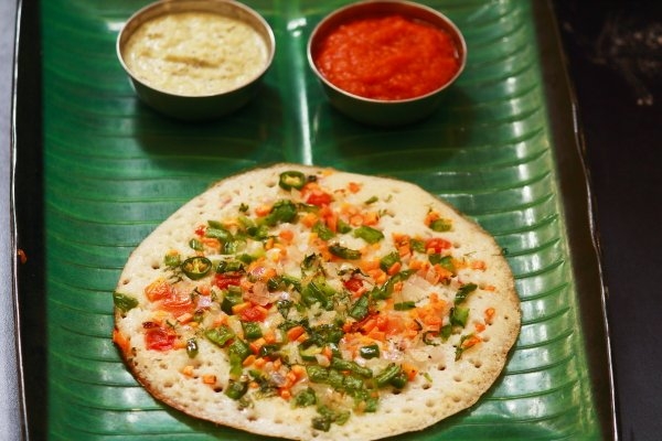 Vegetable Uttapam 