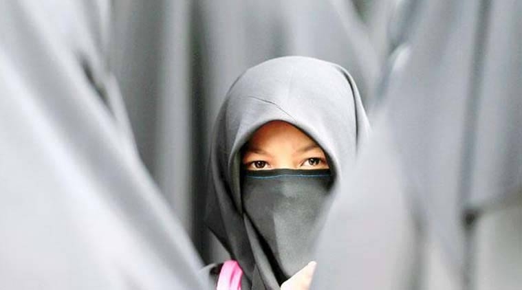  US teacher rips off girl s hijab, gets fired 