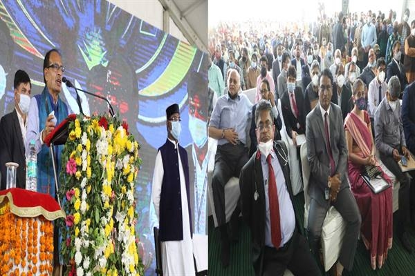 Service of sick person is paramount - Chief Minister Chouhan