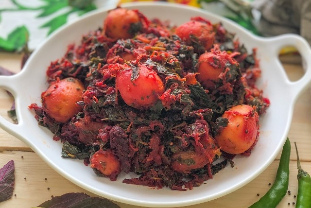 Beetroot, Aloo & Amaranth Leaves 