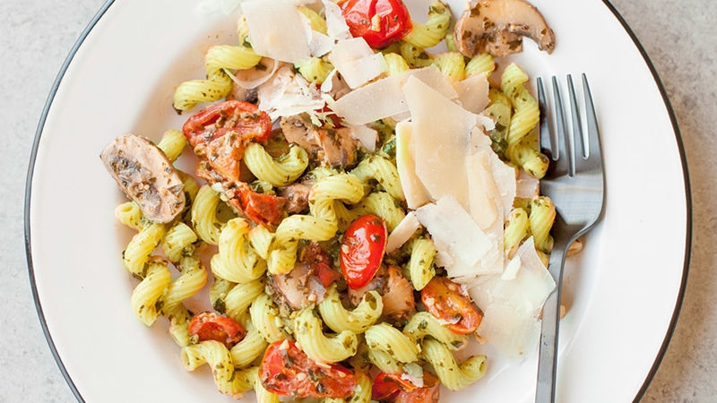 Copycat Noodles & Company Pesto Cavatappi 