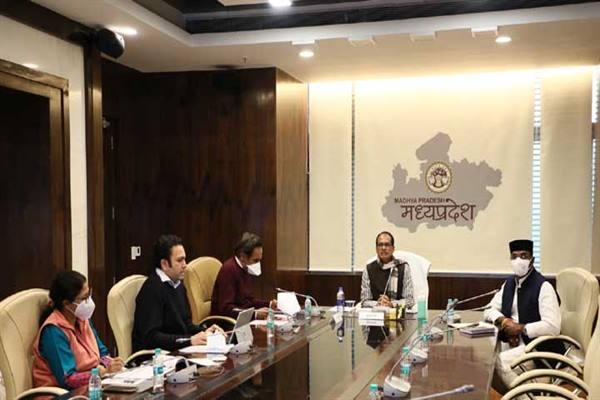 All arrangements should be made to deal with Corona: Chief Minister Chouhan