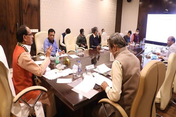 Encourage public participation in the implementation of schemes- CM Chouhan