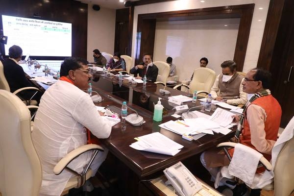 Increase Rakba of Sharbati wheat: Chief Minister Chouhan