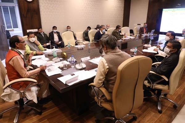 Necessary steps to improve breed of animals must: CM Chouhan