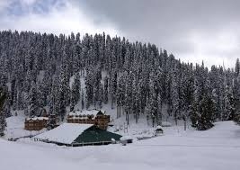  Snow, rain bring pleasant weather in Uttarakhand hills 
