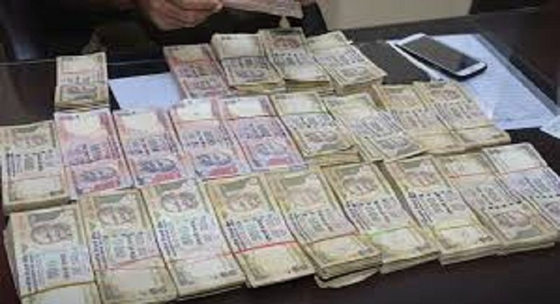  10 held in Bengaluru with over Rs 3 cr in demonetised notes 