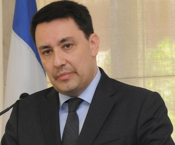  French envoy inaugurates tourism kiosk 