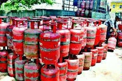   Poor level of LPG cylinder refills in Bengal is a concern  