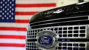  Ford plans to cut 10% global staff 