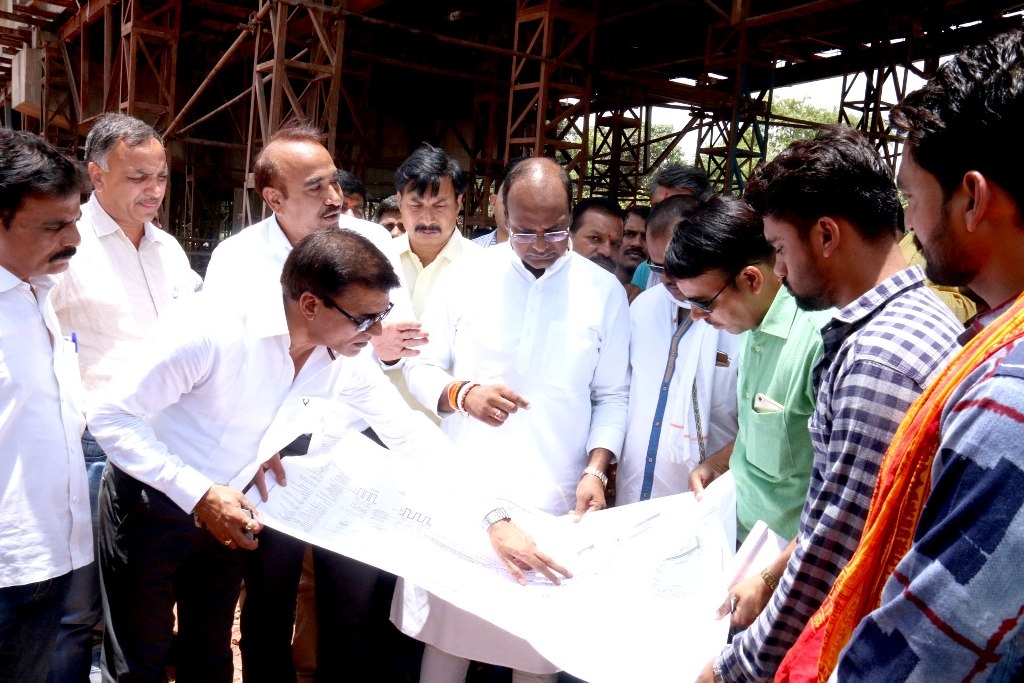 Construction of Subhash Railway Crossing ROB to complete before time