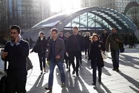  British unemployment rate hits 42-year low 
