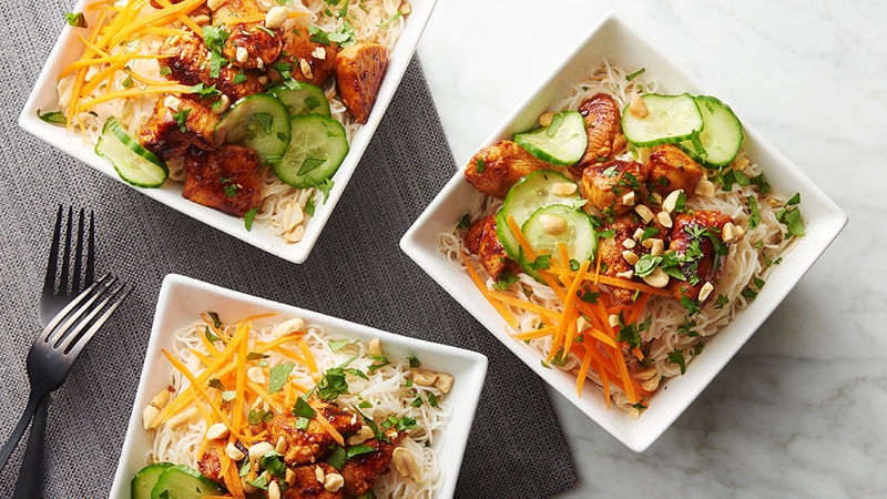 Thai Peanut Chicken Bowls