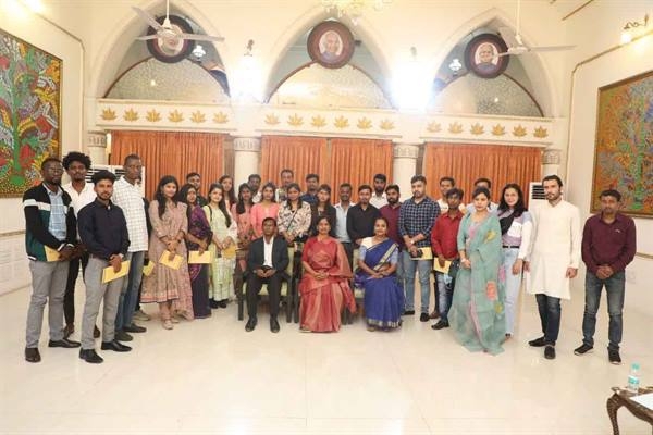 Raj Bhavan fills with joy of students