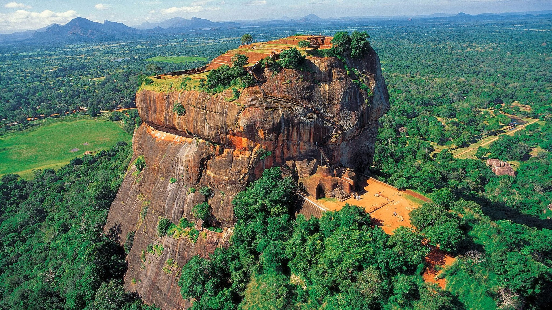  Sri Lanka betting big on renewable energy through competitive bidding route 