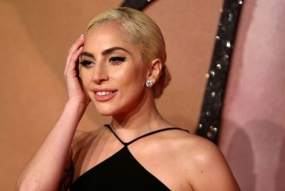  Lady Gaga s friend dies after battling cancer 