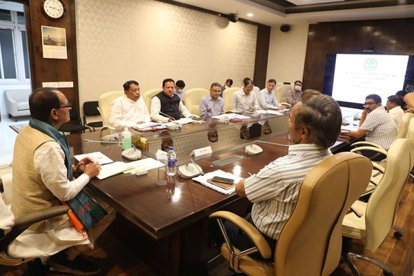Every grain of wheat of farmers will be purchased: CM Chouhan