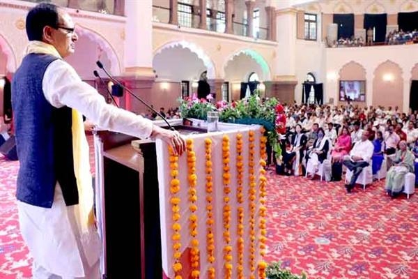 Will usher in new era with public participation and experiences in sustainable development: CM Chouhan