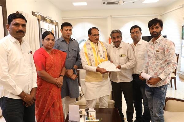 Those Accused of Ragging Should Not Be Spared: CM Chouhan
