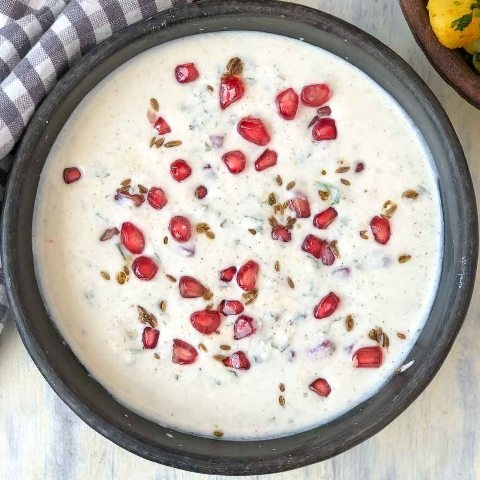 Mint And Pomegranate Raita