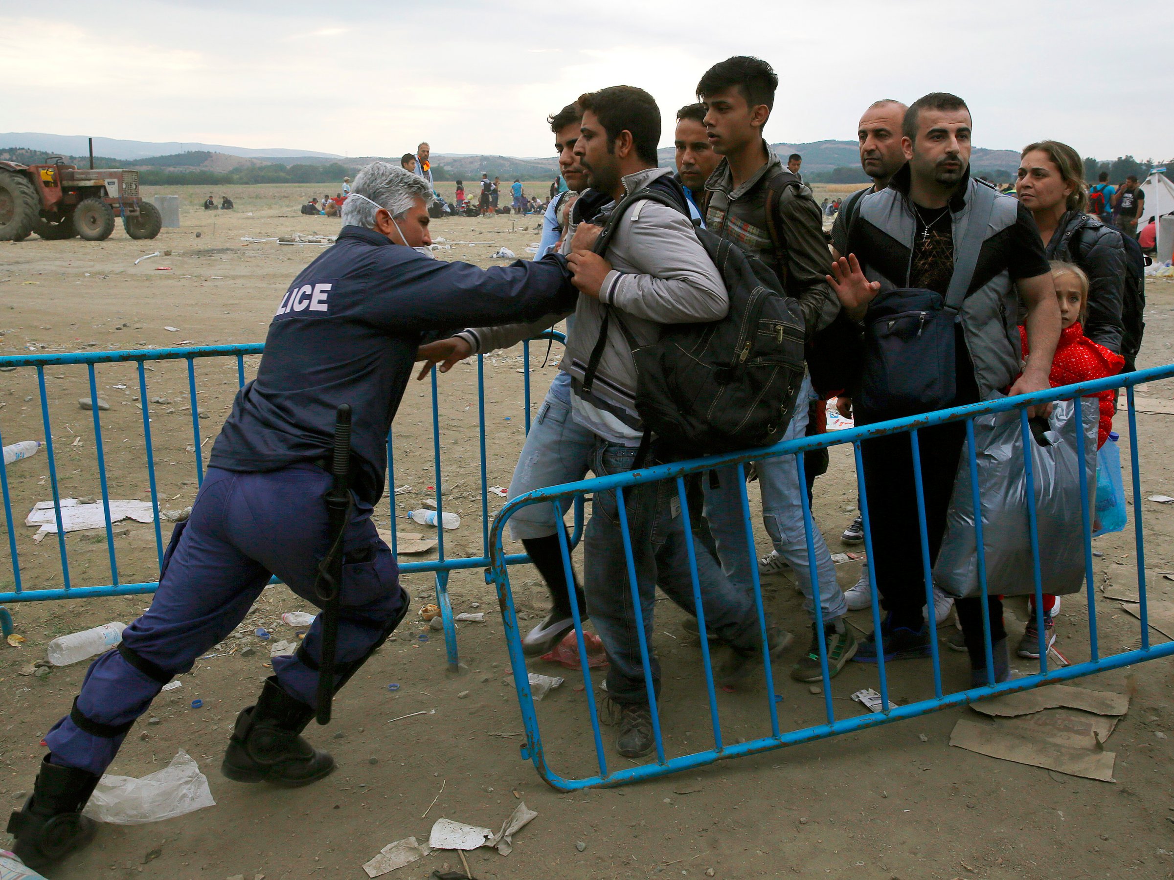  Trump to seek Supreme Court review on travel ban (Lead) 