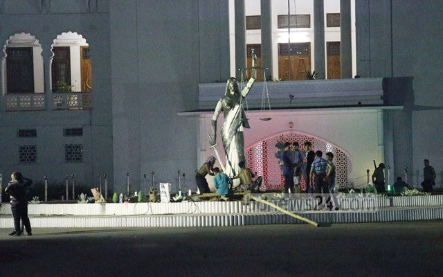   Lady Justice  statue removed from Bangladesh SC premises 