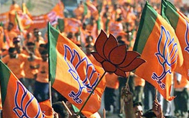  BJP leaders get bail, seven workers sent to police custody in Bengal (Lead) 